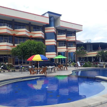 Bukit Kenari Hotel & Restaurant Parepare Esterno foto