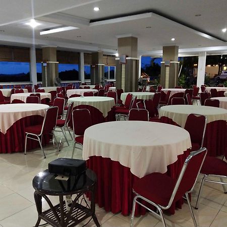 Bukit Kenari Hotel & Restaurant Parepare Esterno foto
