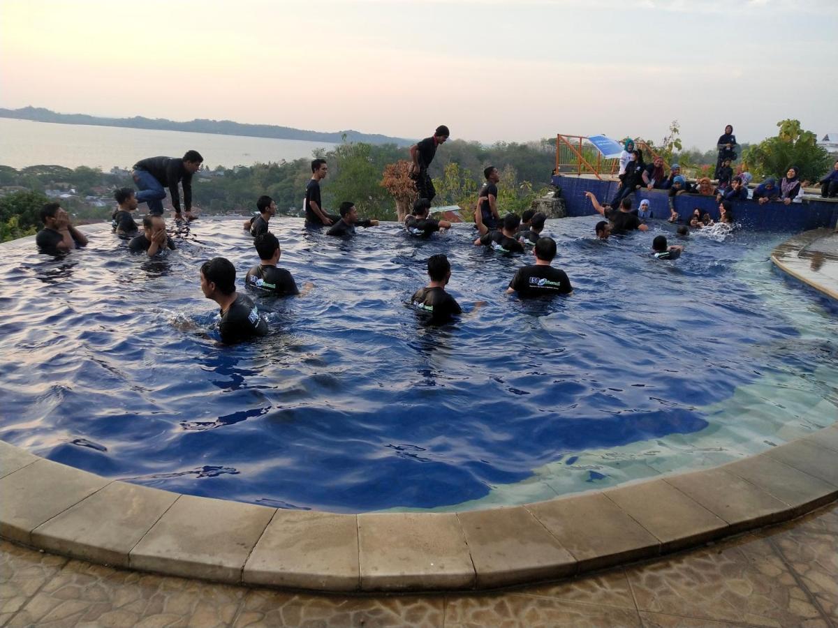 Bukit Kenari Hotel & Restaurant Parepare Esterno foto